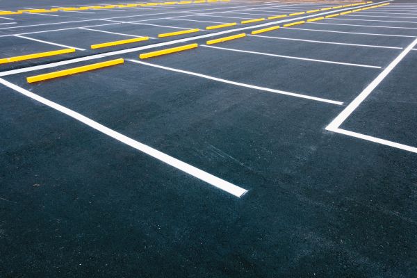 Asphalt Parking Lot Sealing in Hendersonville