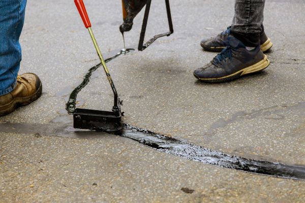 Commercial Pavement Sealing in Hendersonville